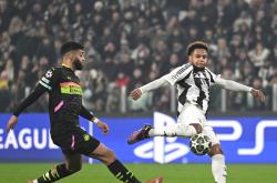 开云平台-皇马PK曼联，西甲英超巅峰对决引爆全场