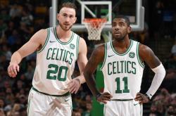 开云体育直播-米切尔生涯之夜狂轰61分，北京队战术制霸热火显东方智慧