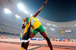 开云体育下载-法拉利绝杀威廉姆斯，诺里斯刷新纪录，一场载入史册的F1对决