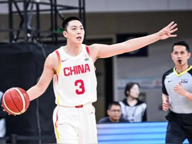 里尔全队出色发挥轻松取得三分的简单介绍