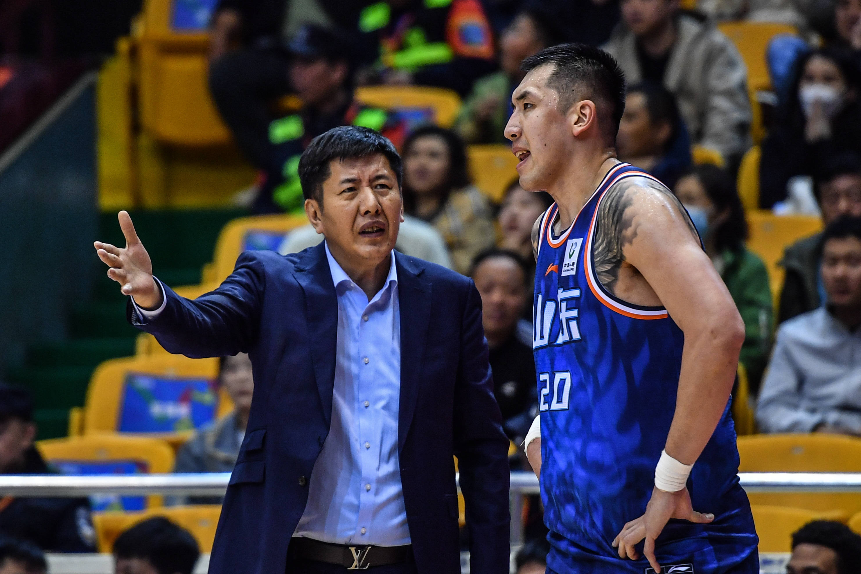 浙江男篮青年队员崭露头角，成为球队的新希望