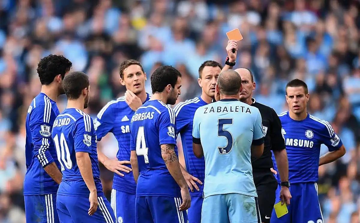 切尔西力克多特蒙德，马丁内利扛起全队的简单介绍